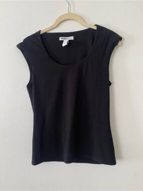 White House Black Market Black Cap Sleeve Scoop Neck Tank